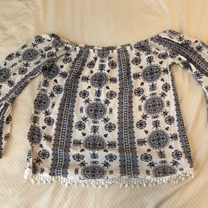 Charlotte Russe off the shoulder top size small blue and white patterned